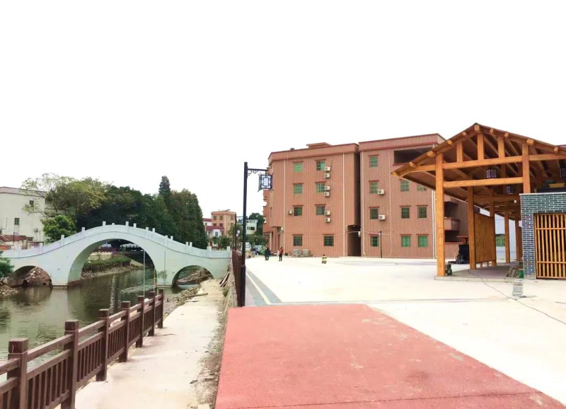 01.jpg
