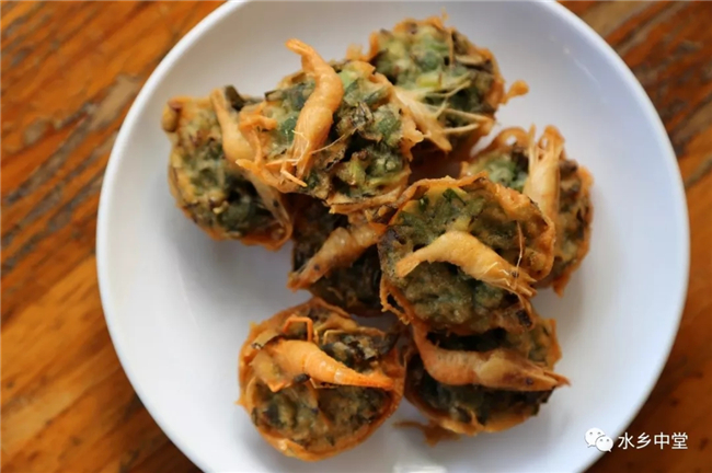 水乡传统美食炸虾堆 让你重温幼时味道